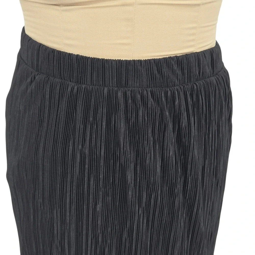 Le Lis Pleated Midi Skirt Women Size M Black Pull On USA Office Capsule Wardrobe
